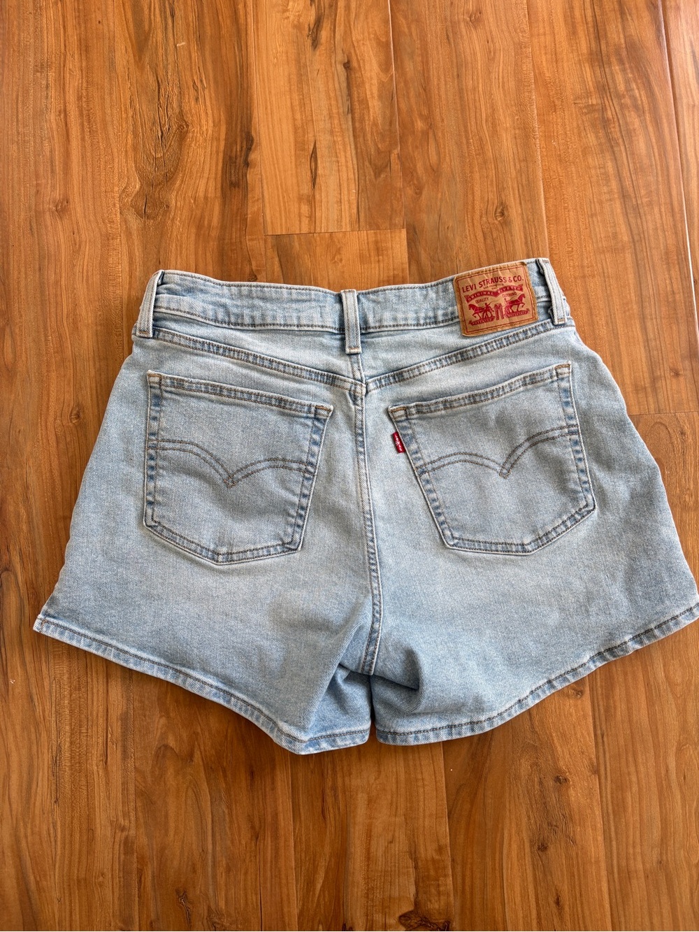 LEVI’S A-Line Shorts